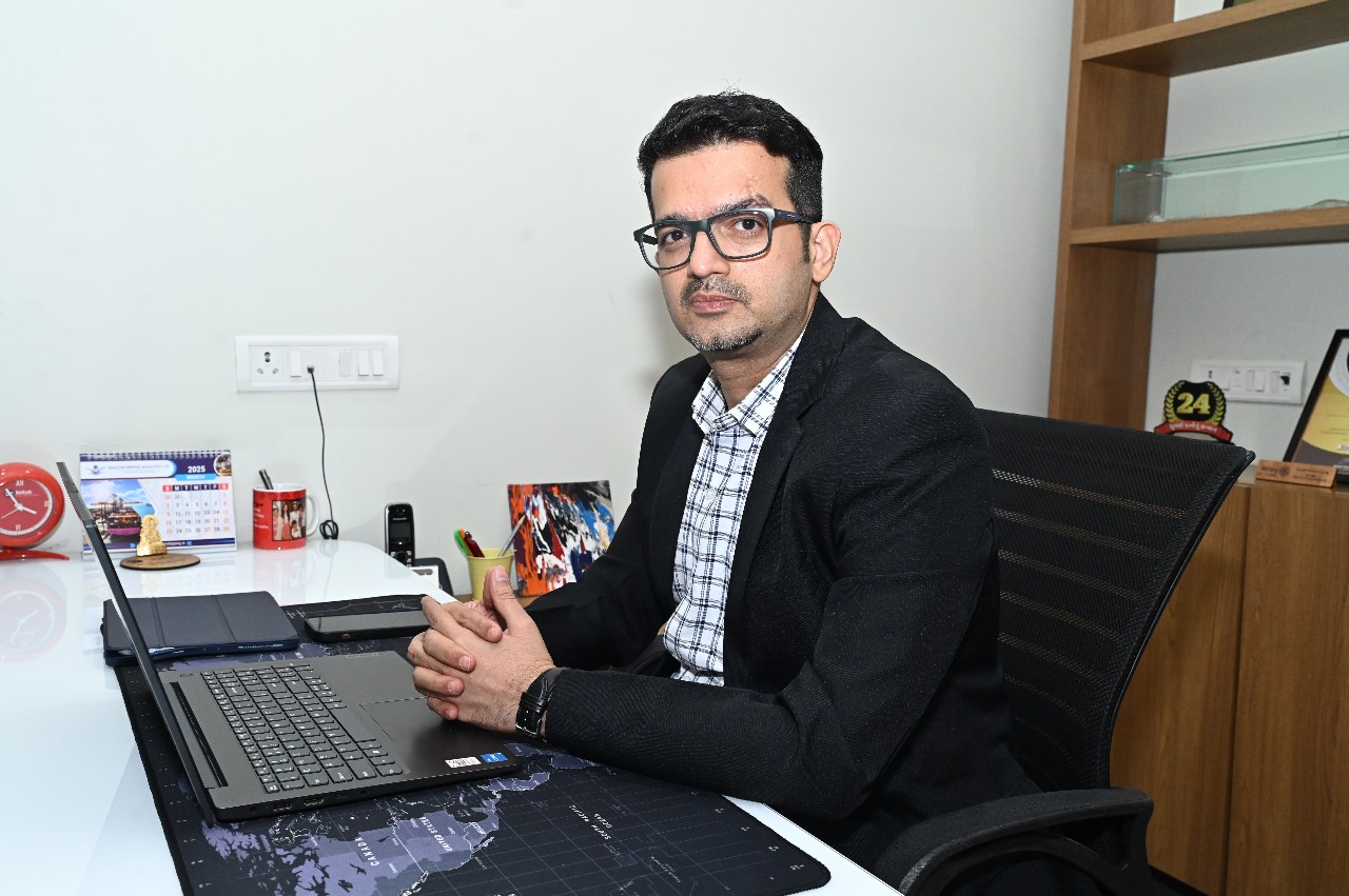 Dr. Mohit M Rajani